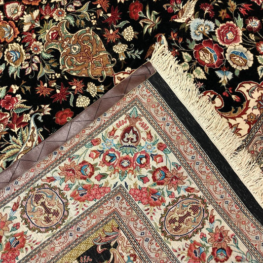 Persian Rugs - Qum Pure Silk 4'3' x 6'8" - Vintage Rugs - Handmade Rugs - Persian Silk Rug from Qum -Iranian Persian Rugs - Oriental Rug Exchange