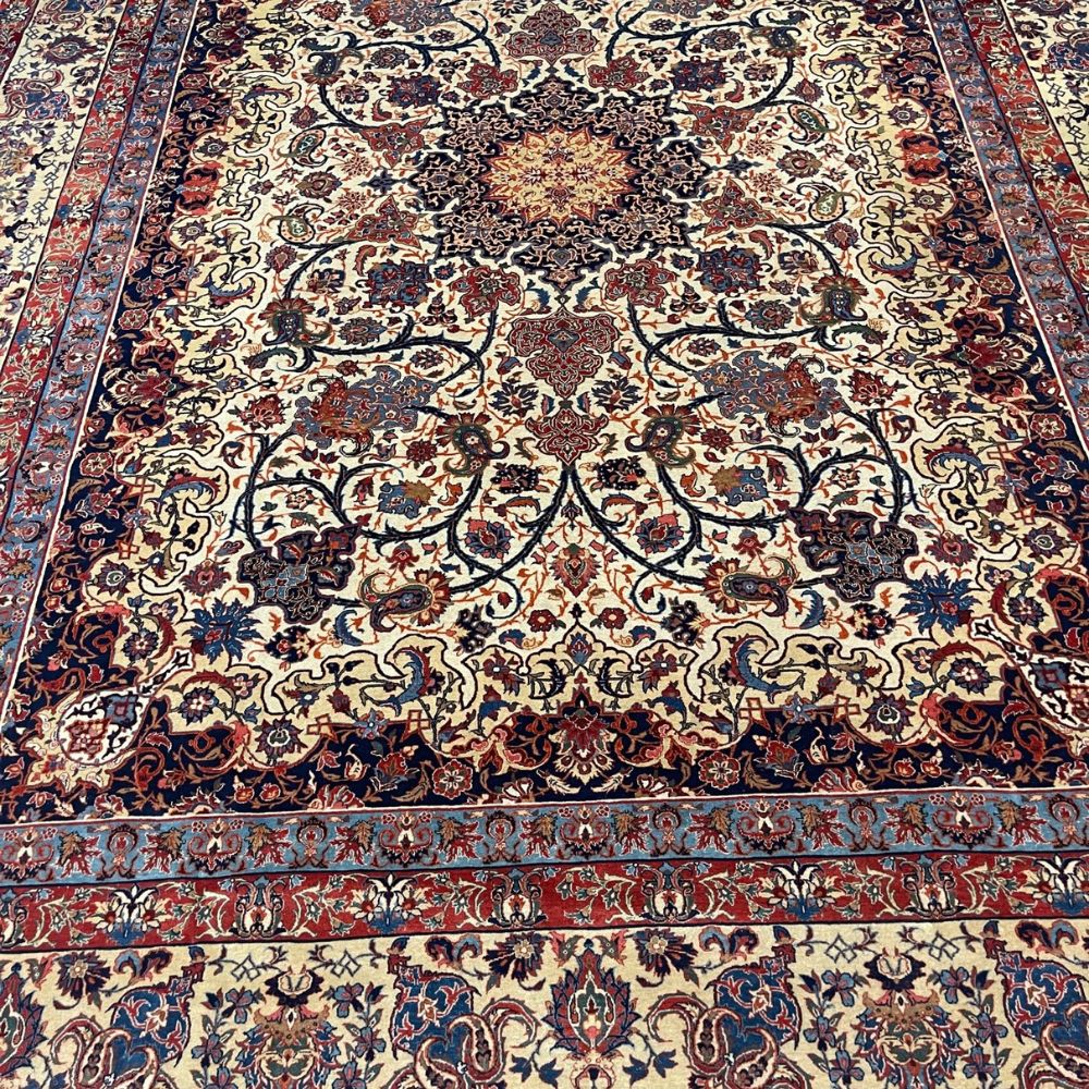 Persian Rug Isfahan 9' x 12' Antique Rugs