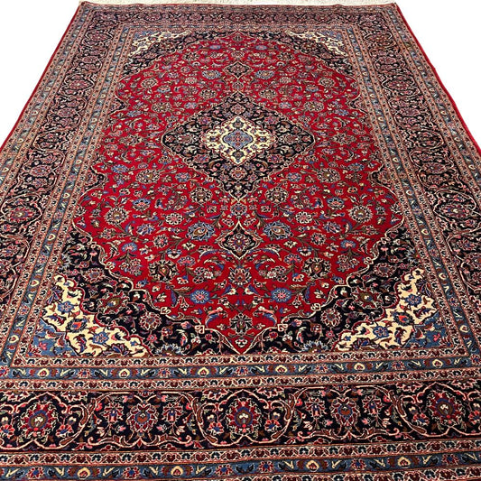 Kashan Persian Rug - 6'10" x 10'3" | Vintage Rug