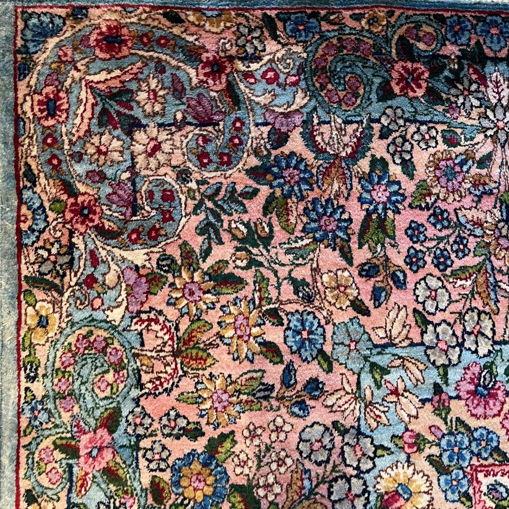 Kerman Persian Rug 9'7" x 16'9" Vintage Rug from the 1950s - Border