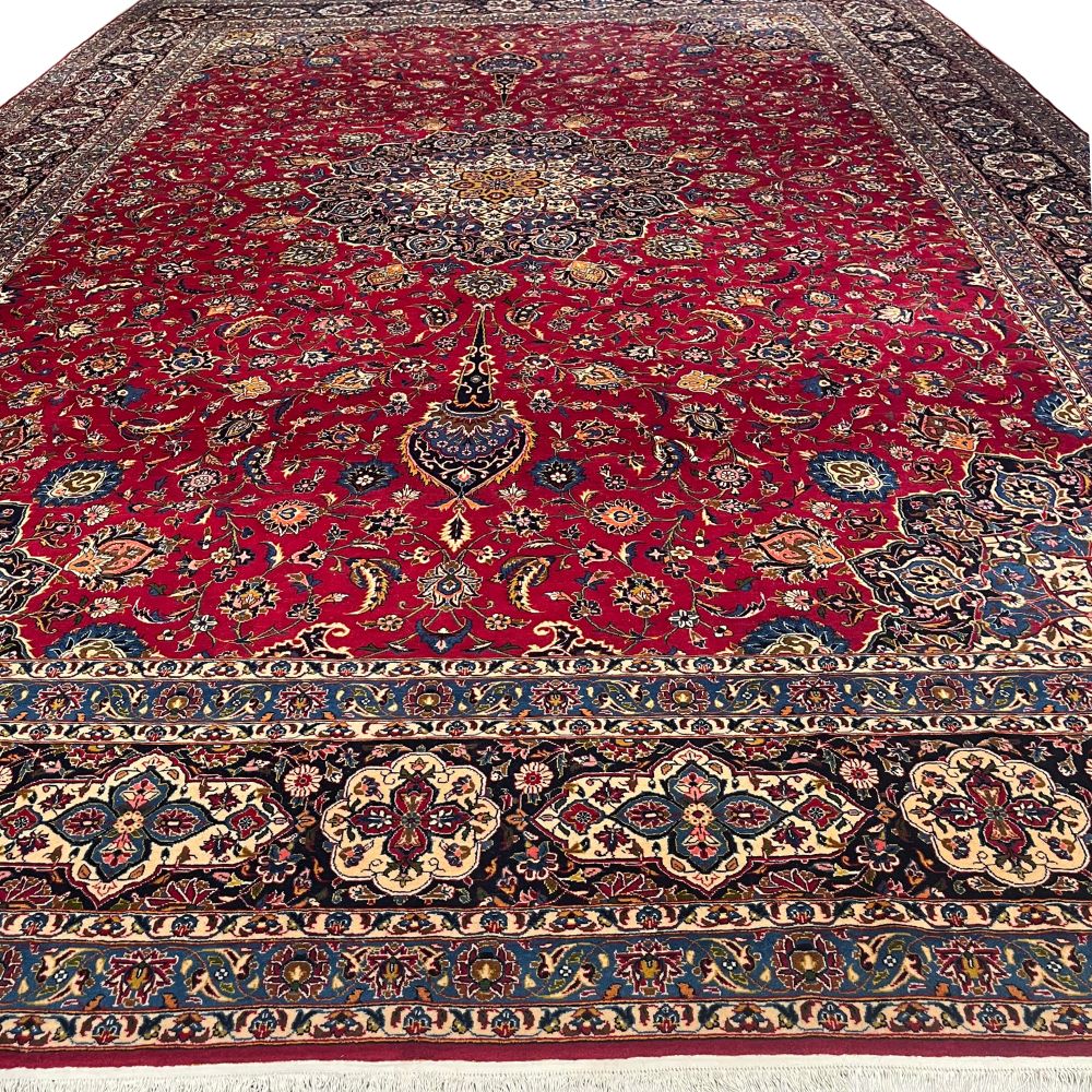 Kashan Persian Rug- 10'9" x 16'1" - Vintage Rug
