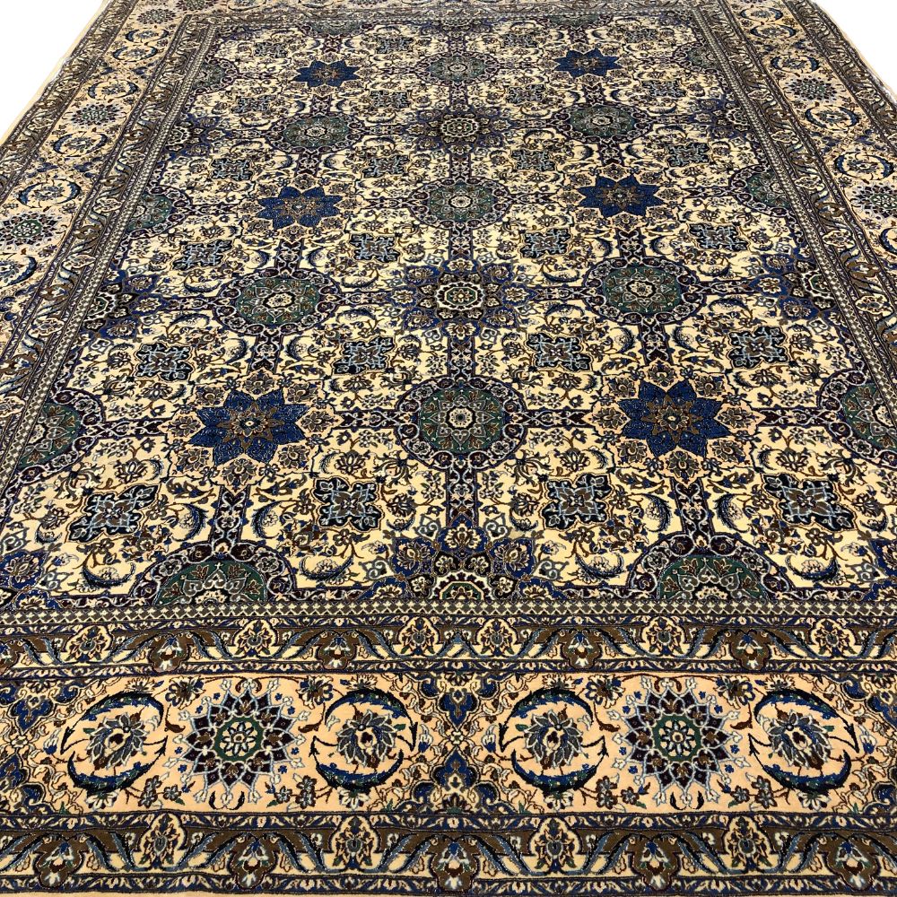 Persian Rug - Nain Wool & Silk 10'1" x 13'6"