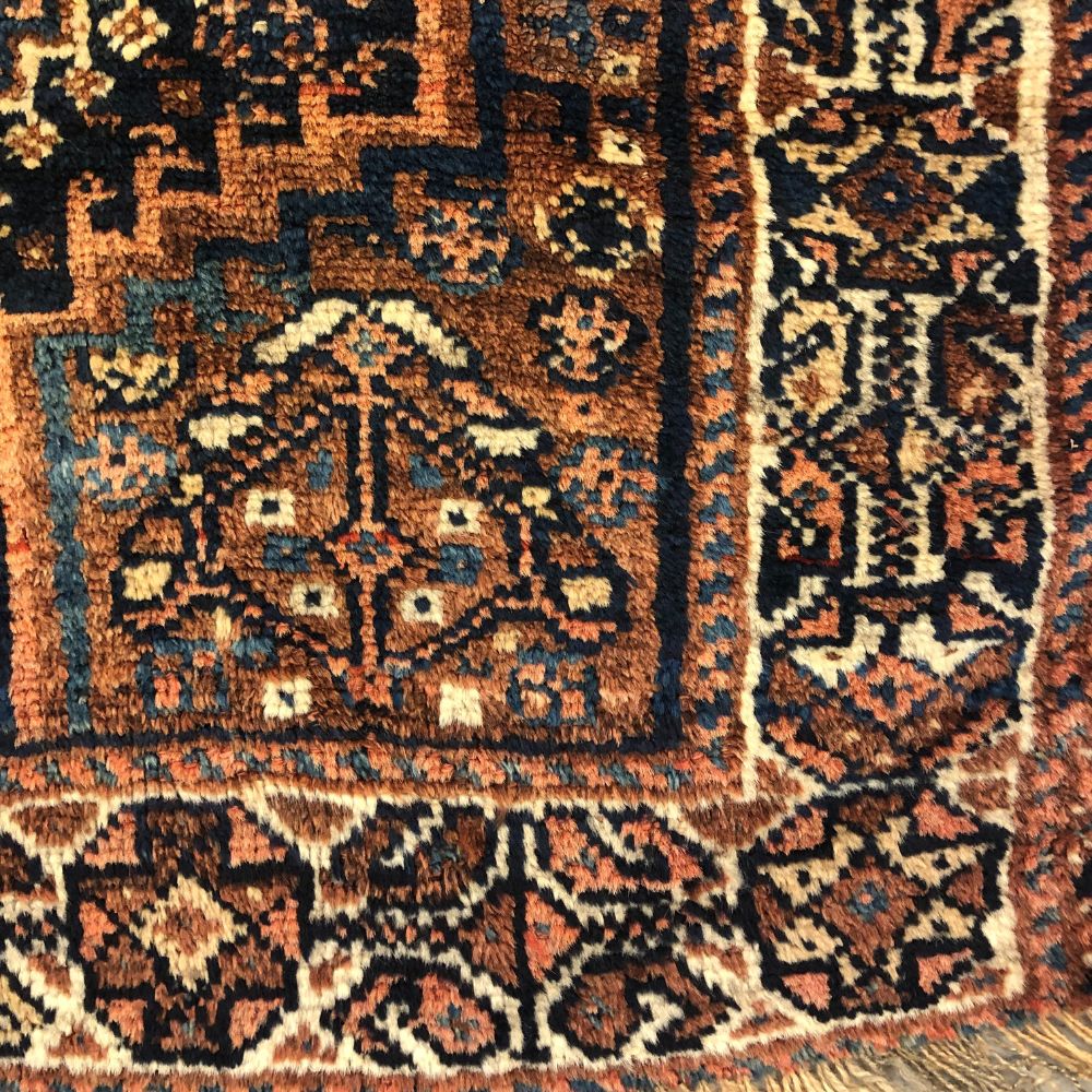Persian Rugs - Qashqai 3'6"x4'11" - Antique Rugs - Oriental Rug Exchange - Border