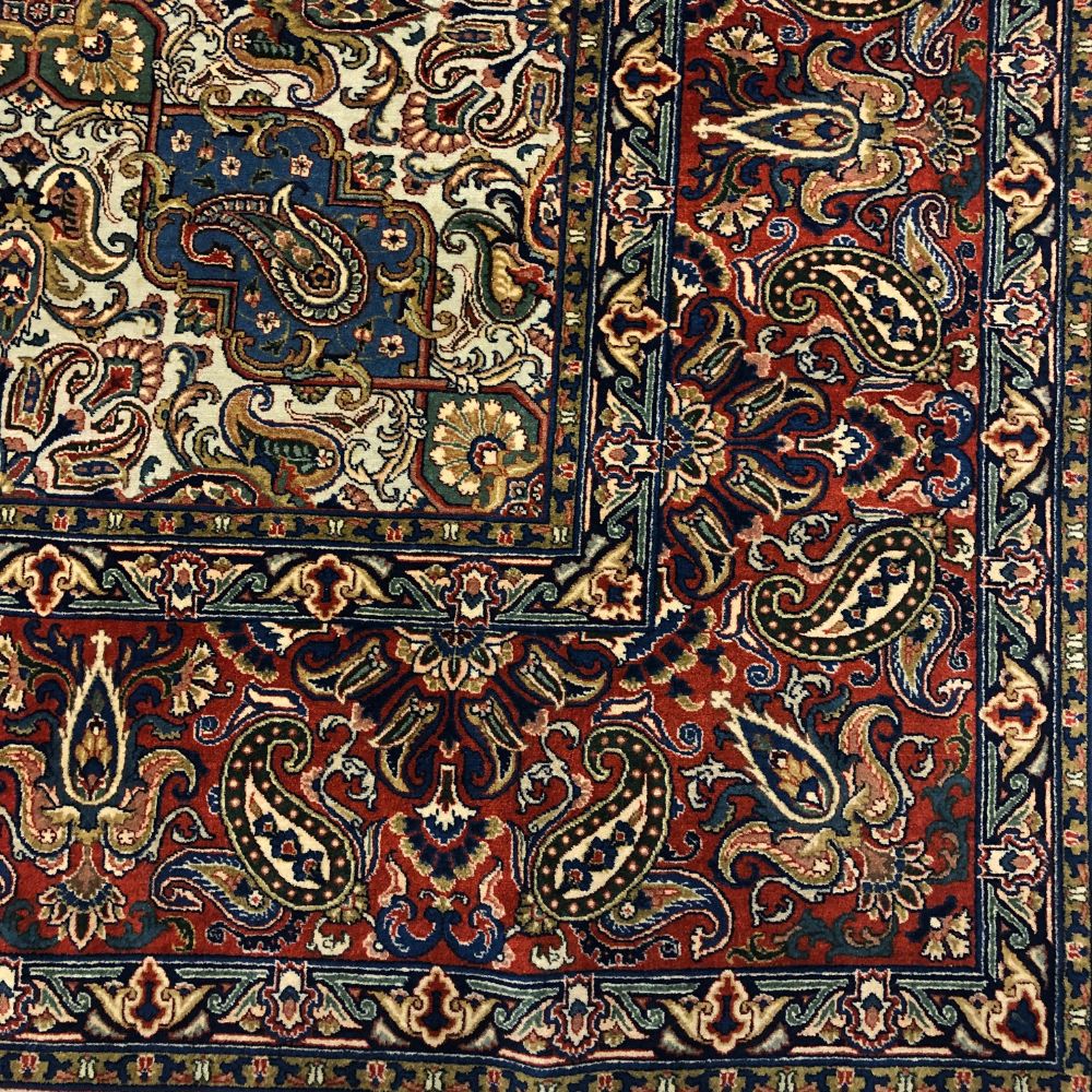 Persian Rugs - Qum 7'11" x 11'10" - Vintage Rugs - Oriental Rug Exchange - Border