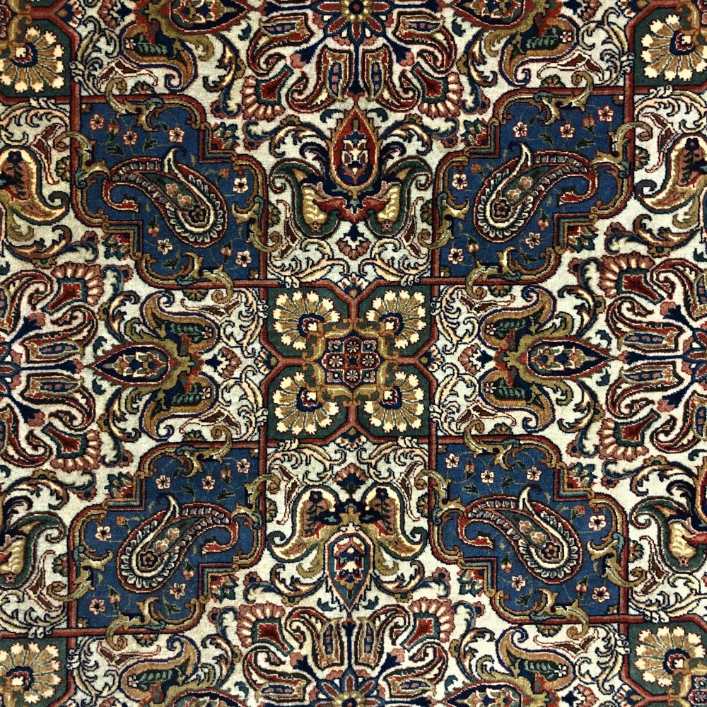 Persian Rugs - Qum 7'11" x 11'10" - Vintage Rugs - Oriental Rug Exchange - Center
