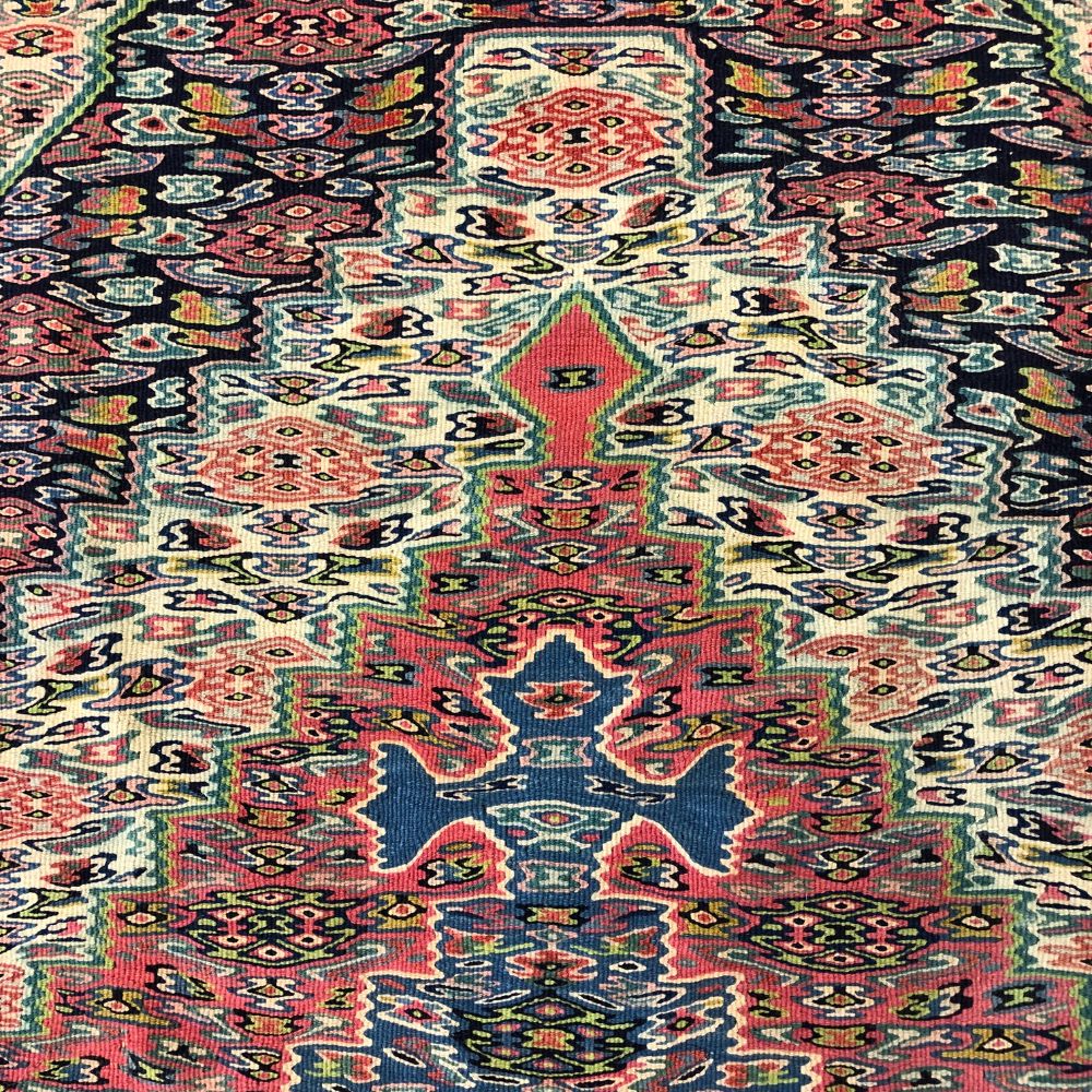Persian Rugs - Senneh Kelim - 5'7"x 7'7" - Flatwoven rug - Handmade Rugs - Vintage Rugs-Oriental Rug Exchange