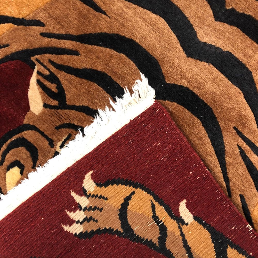 Tibet Rug - Lion Rug 3'2" x 5'4" | Vintage Rug