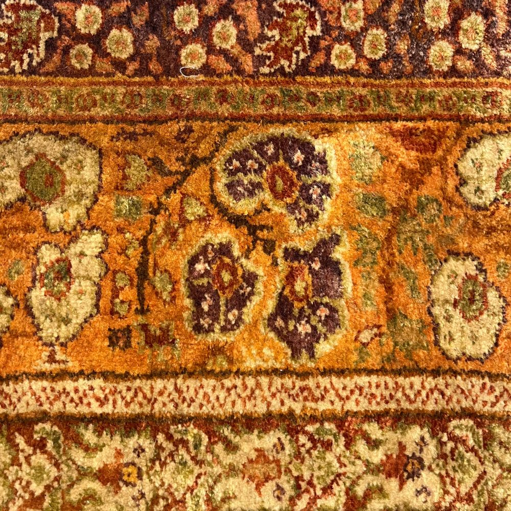 Turkish Ghiordes Prayer Rug 3'11" x 5'9" - Antique Rugs - Motif