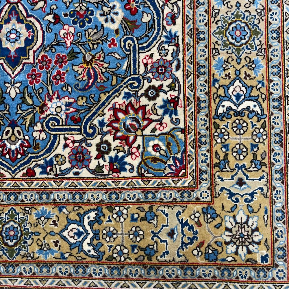 Persian Rugs - Qum Wool & Silk 4’6 x 6’7" - Border - Vintage Rugs - Oriental Rug Exchange